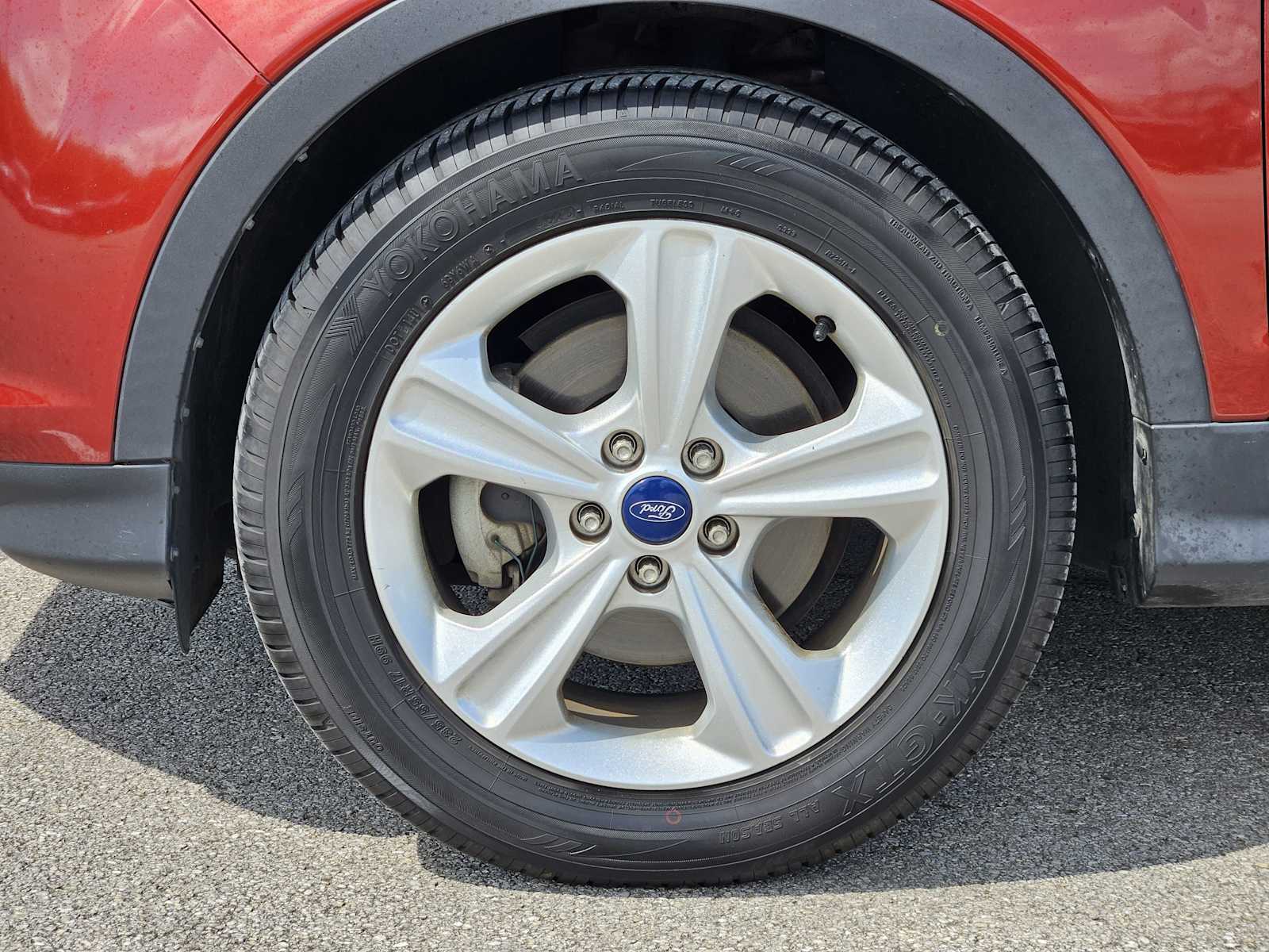 Thumbnail: 2015 Ford Escape - 9