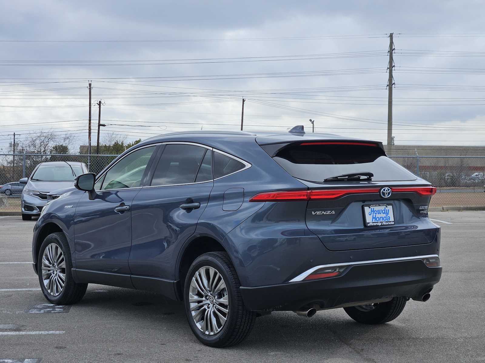 Thumbnail: 2021 Toyota Venza - 5