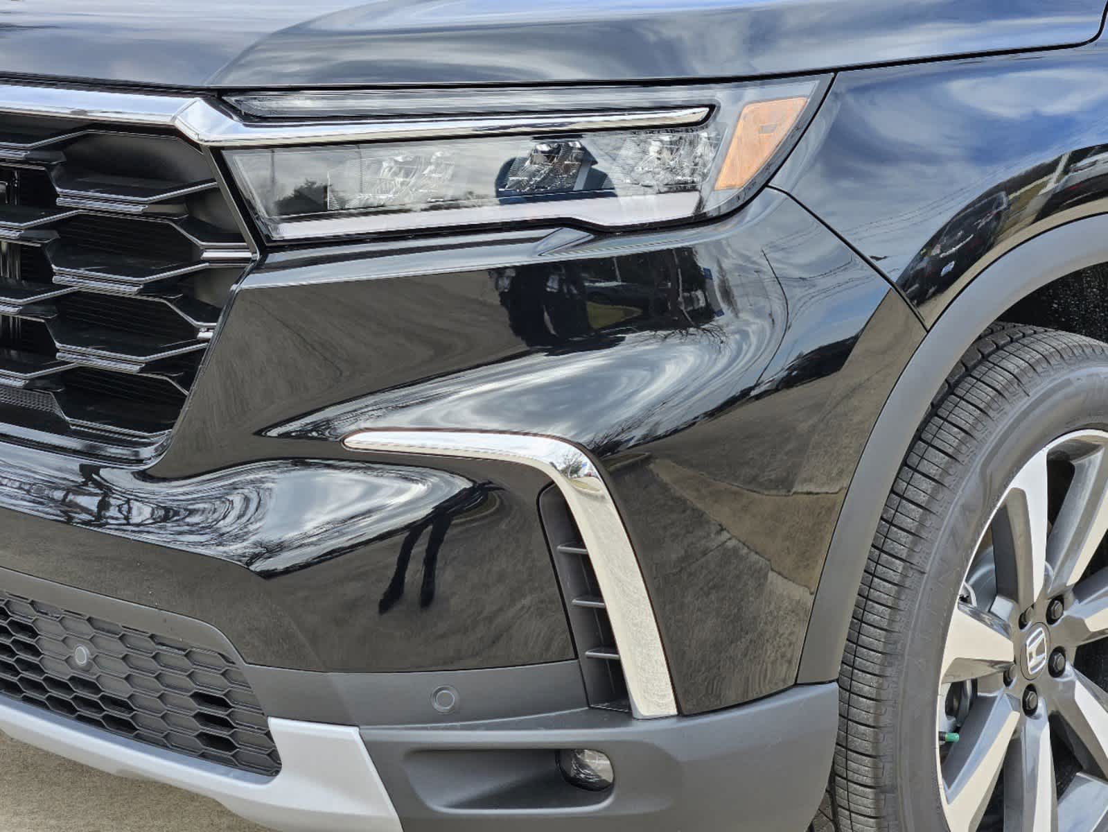 Thumbnail: 2025 Honda Pilot - 7