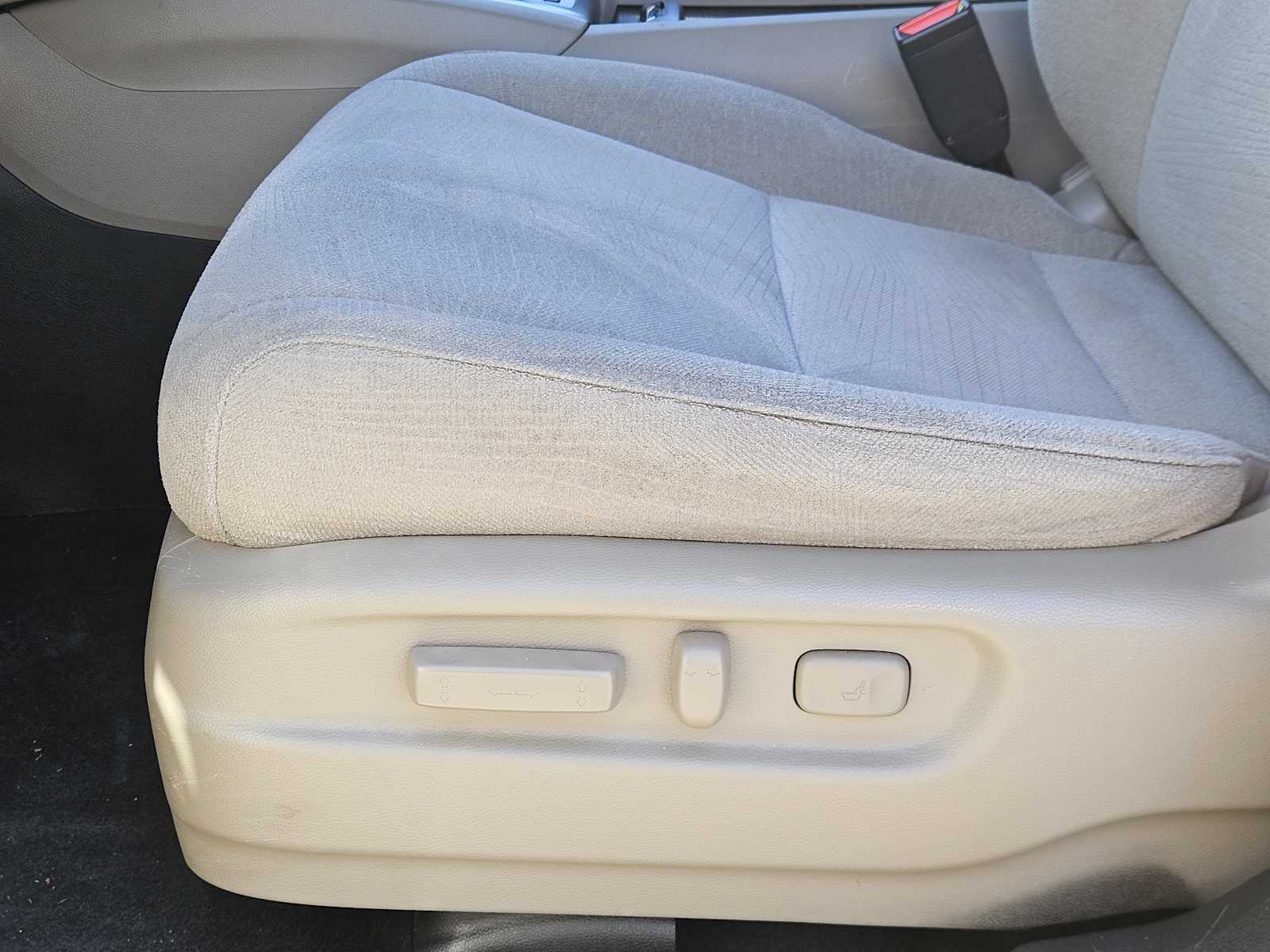 Thumbnail: 2016 Honda Pilot - 22