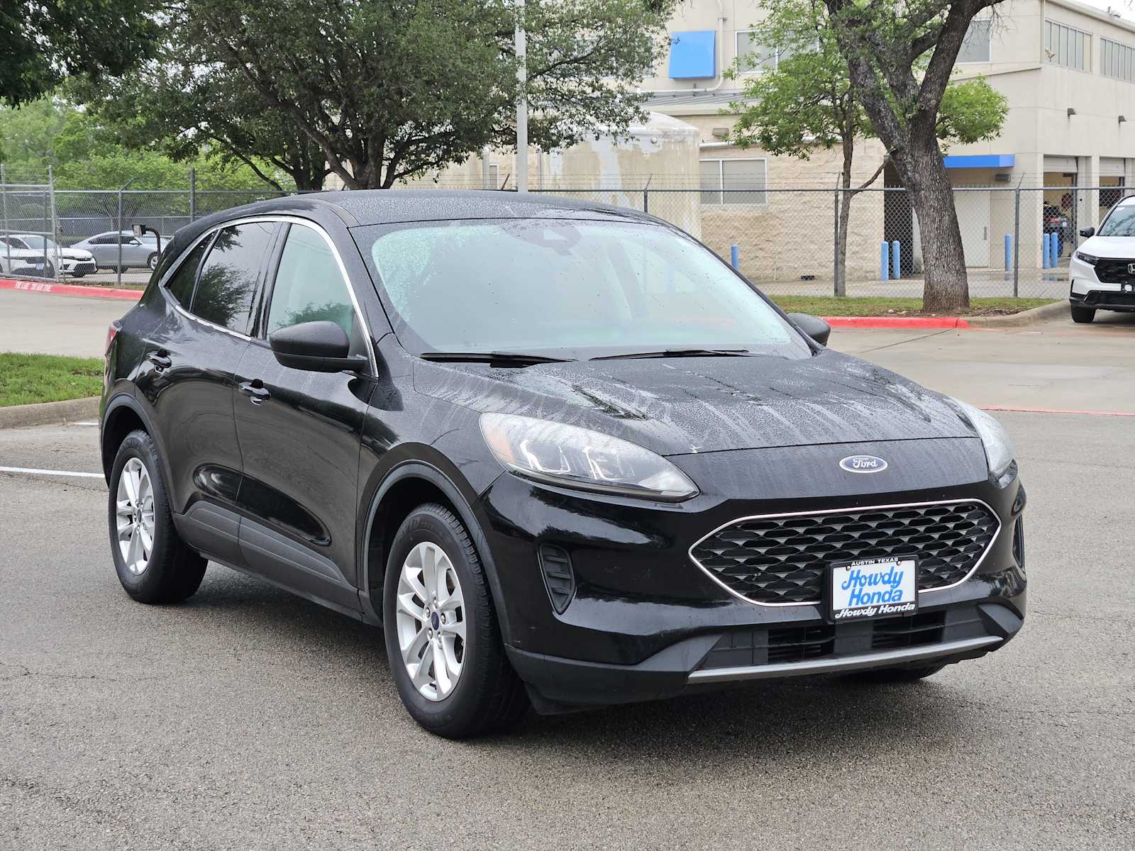 Thumbnail: 2022 Ford Escape - 3