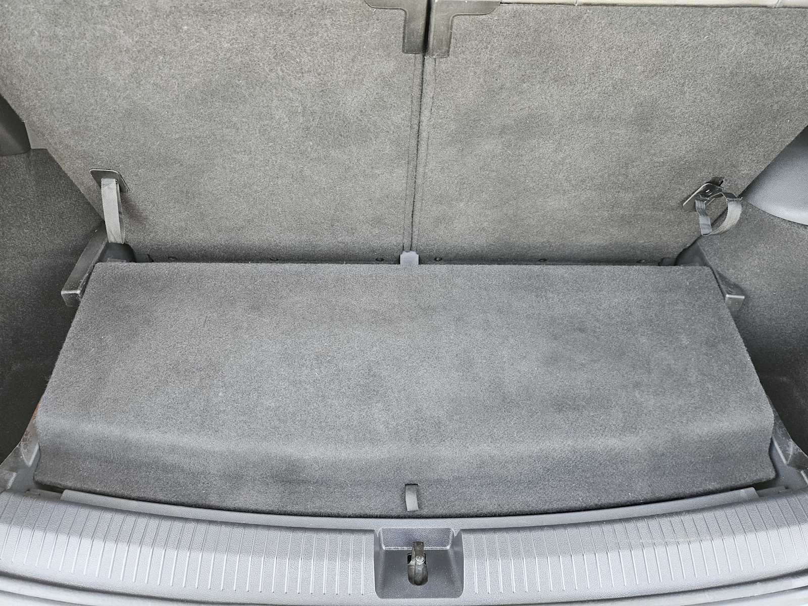 Thumbnail: 2018 Volkswagen Tiguan - 31