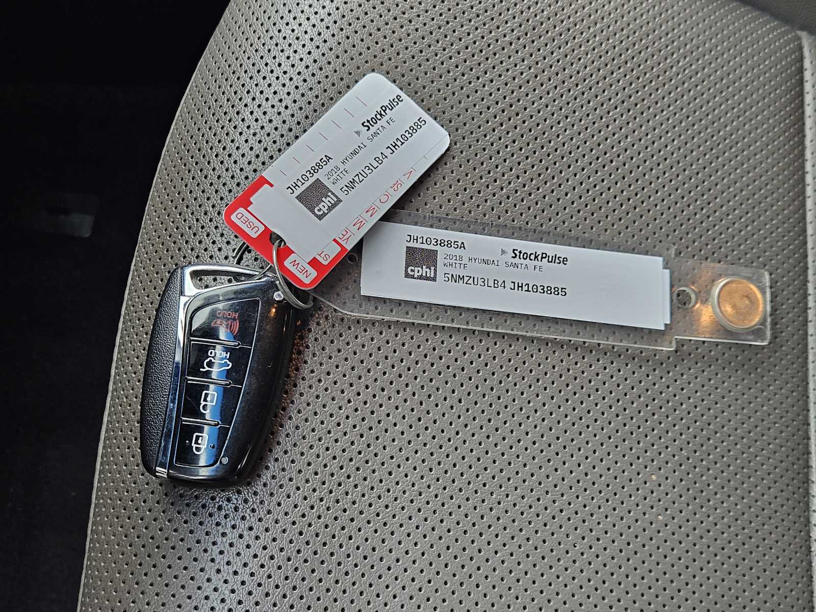 Thumbnail: 2018 Hyundai Santa Fe - 32