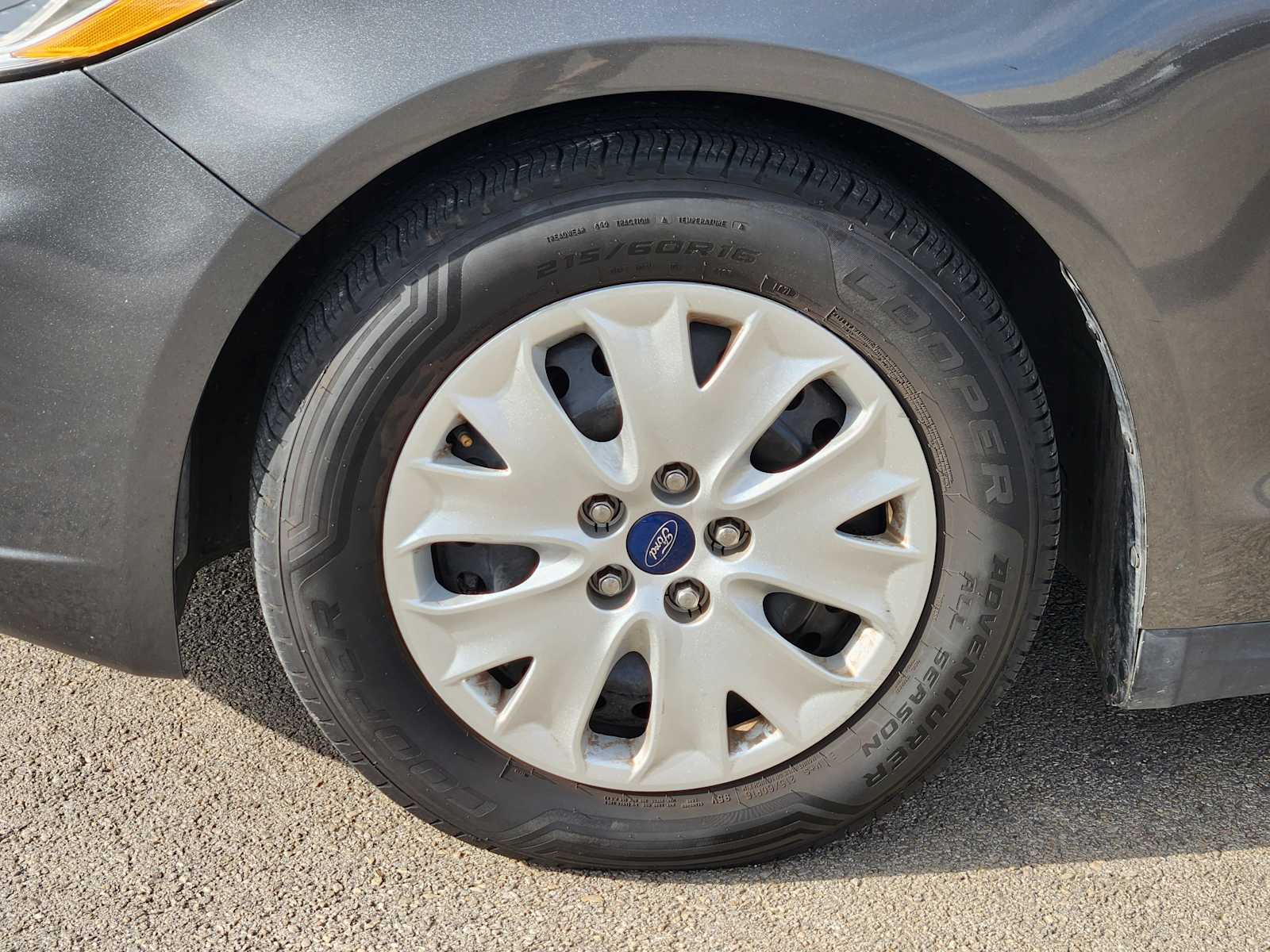 Thumbnail: 2020 Ford Fusion - 9