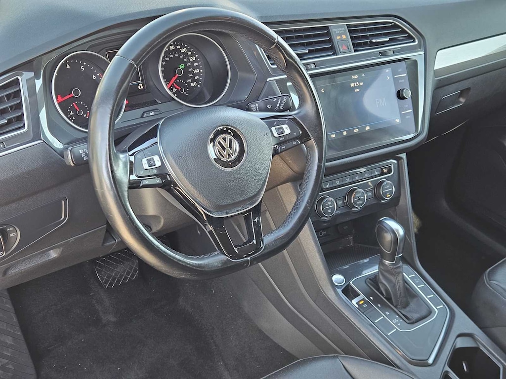 Used 2019 Volkswagen Tiguan SE SUV