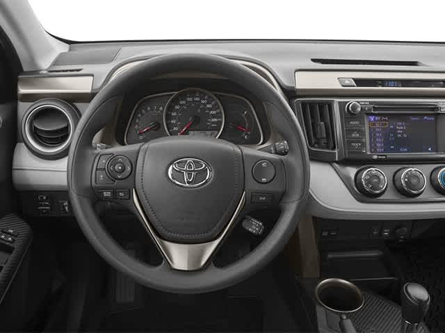 2014 Toyota RAV4 LE 9