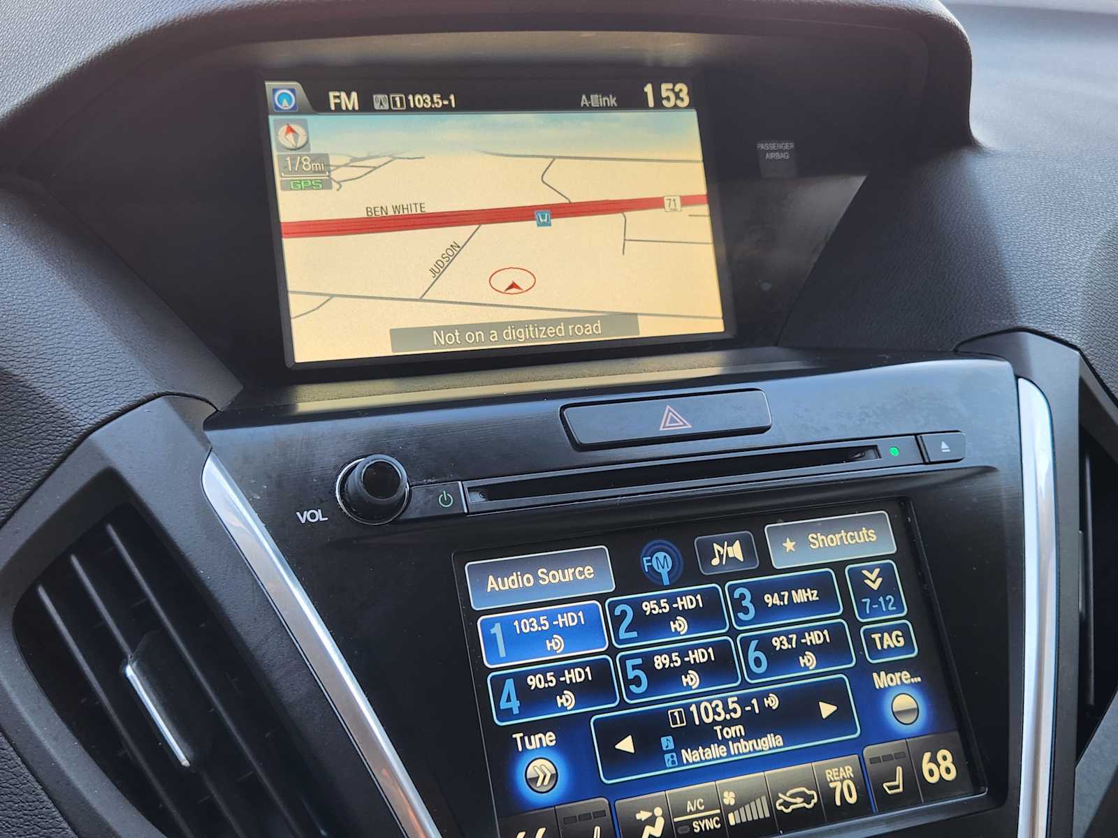 Thumbnail: 2015 Acura MDX - 17