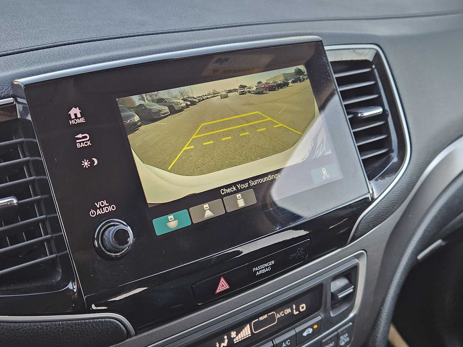 Thumbnail: 2022 Honda Pilot - 18