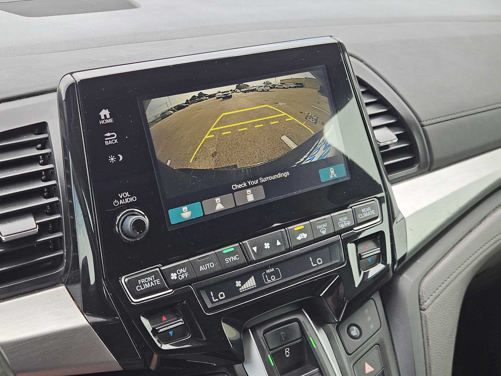 Thumbnail: 2019 Honda Odyssey - 17