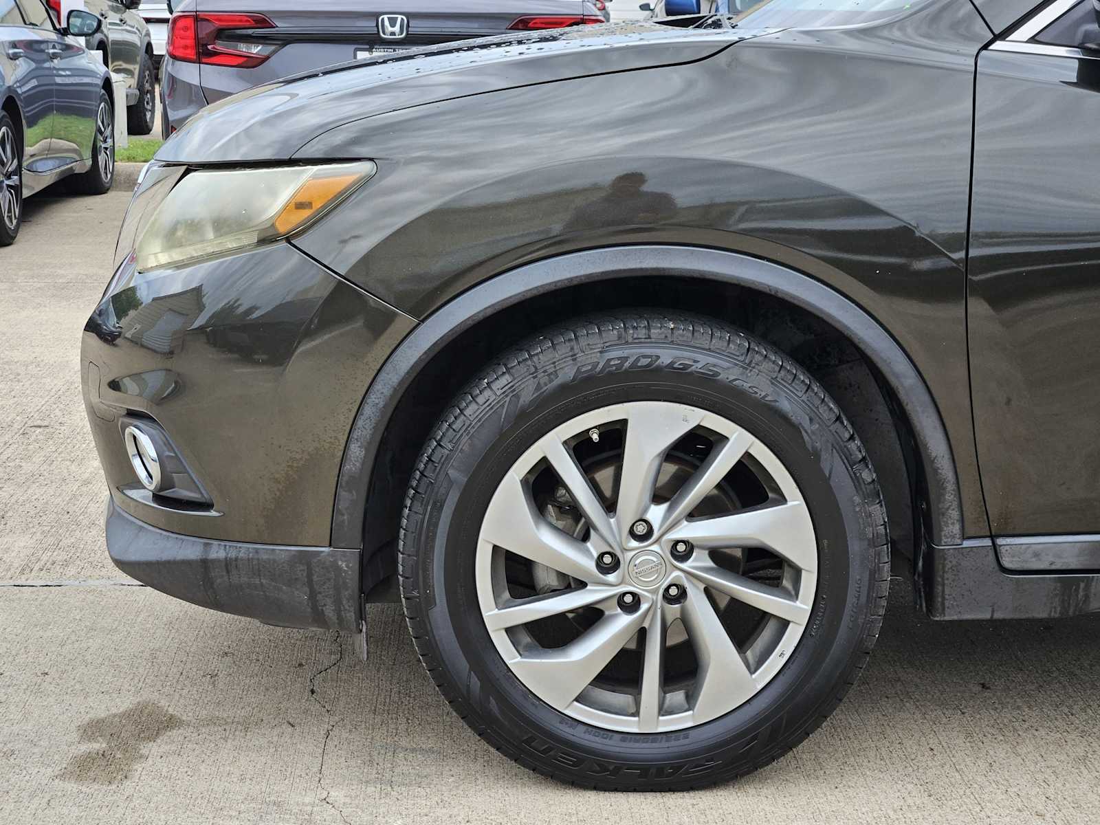 2014 Nissan Rogue SL 10