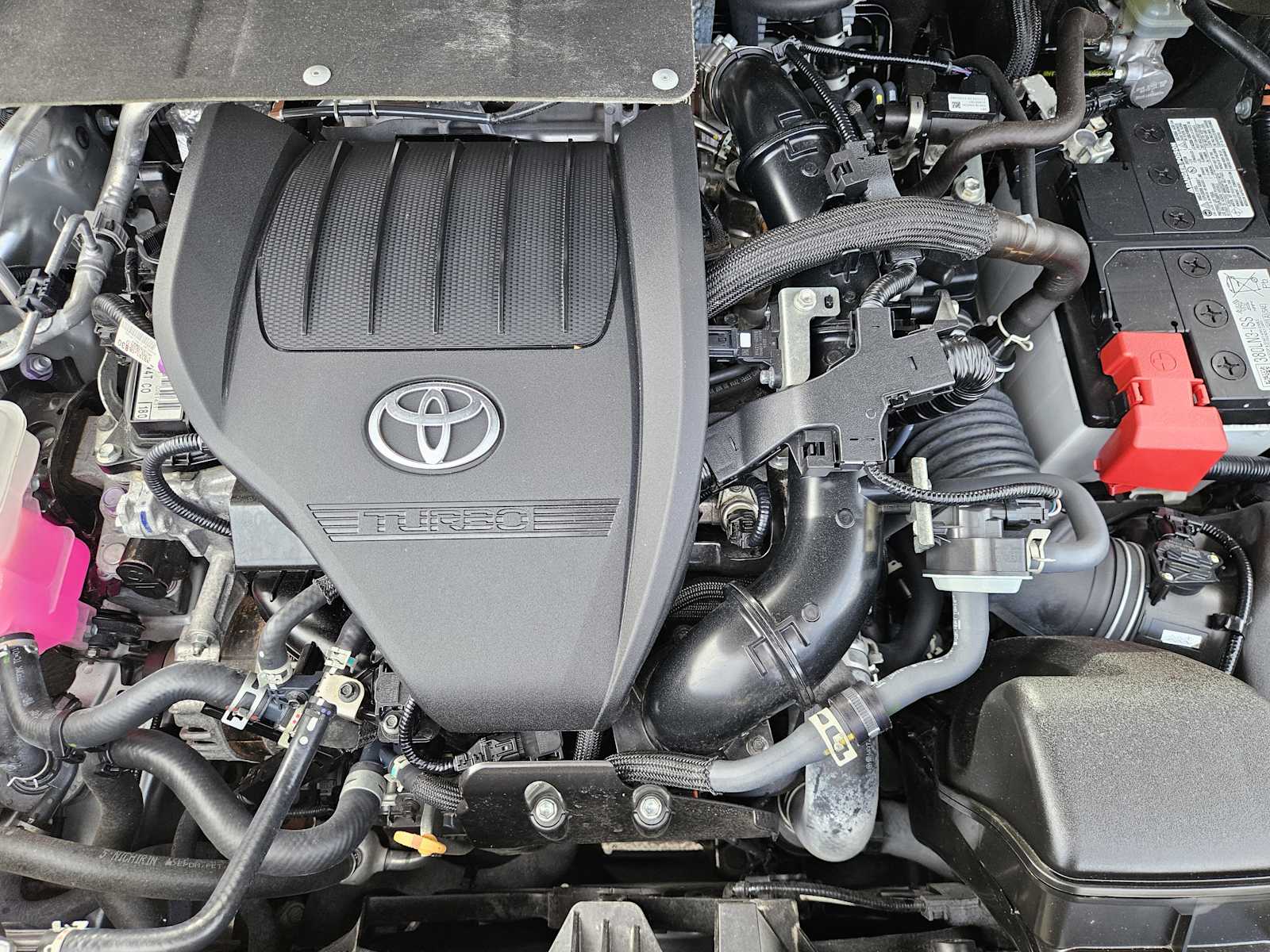 Thumbnail: 2023 Toyota Highlander - 31