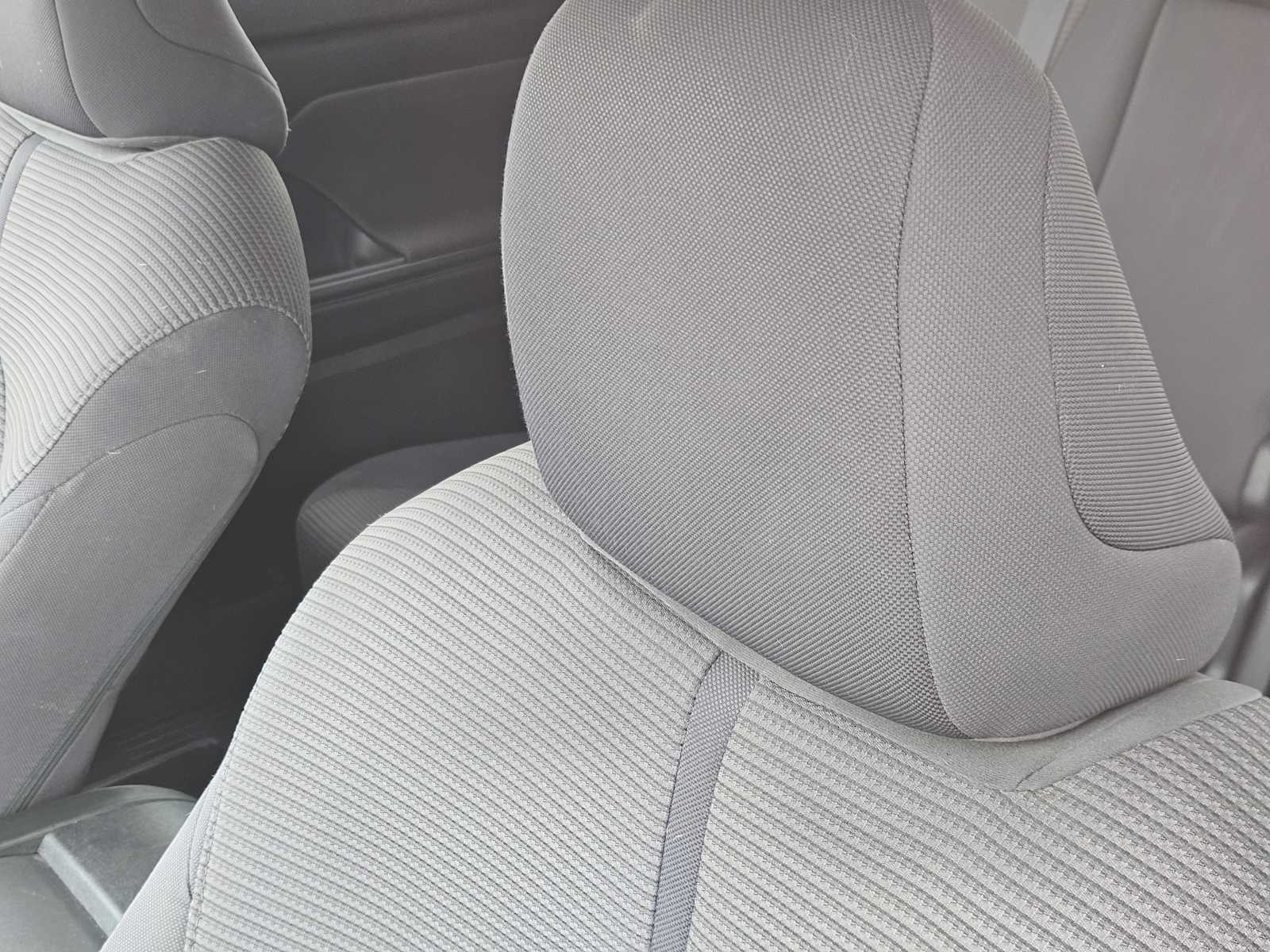 Thumbnail: 2022 Toyota Highlander - 15