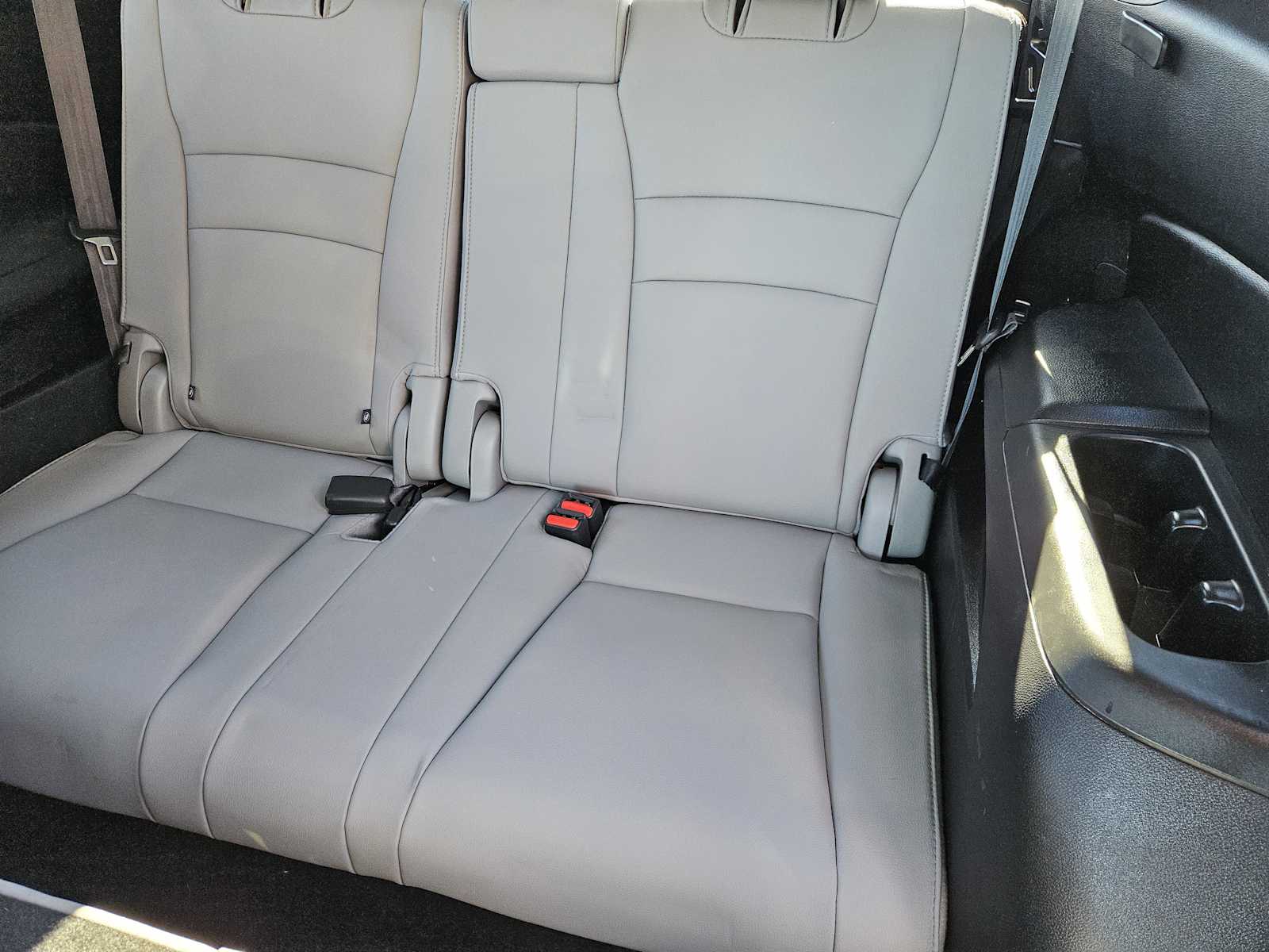 Thumbnail: 2018 Honda Pilot - 29