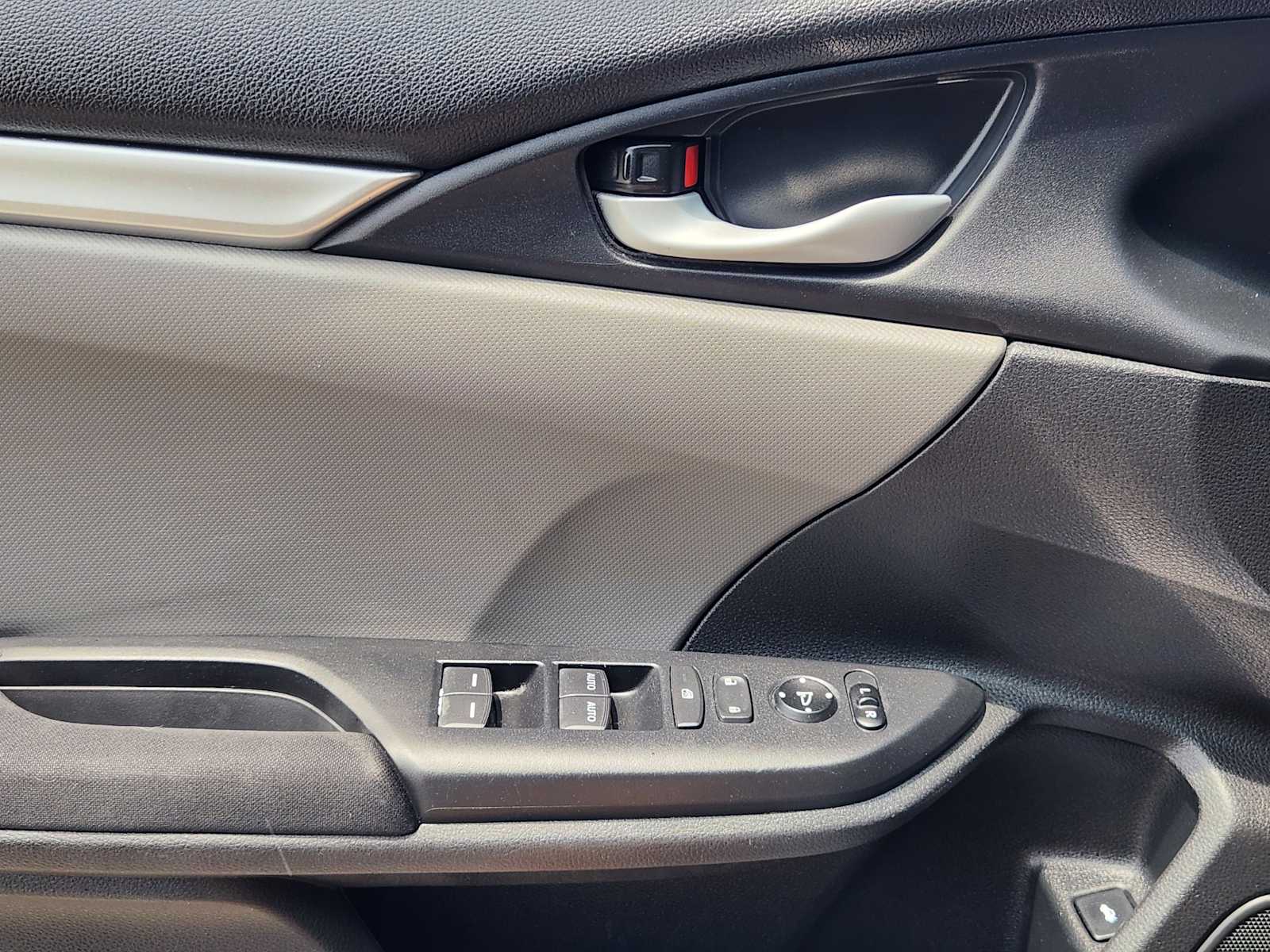 Thumbnail: 2019 Honda Civic - 21