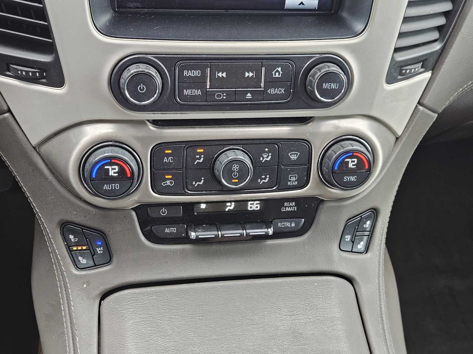 Thumbnail: 2016 GMC Yukon XL - 18