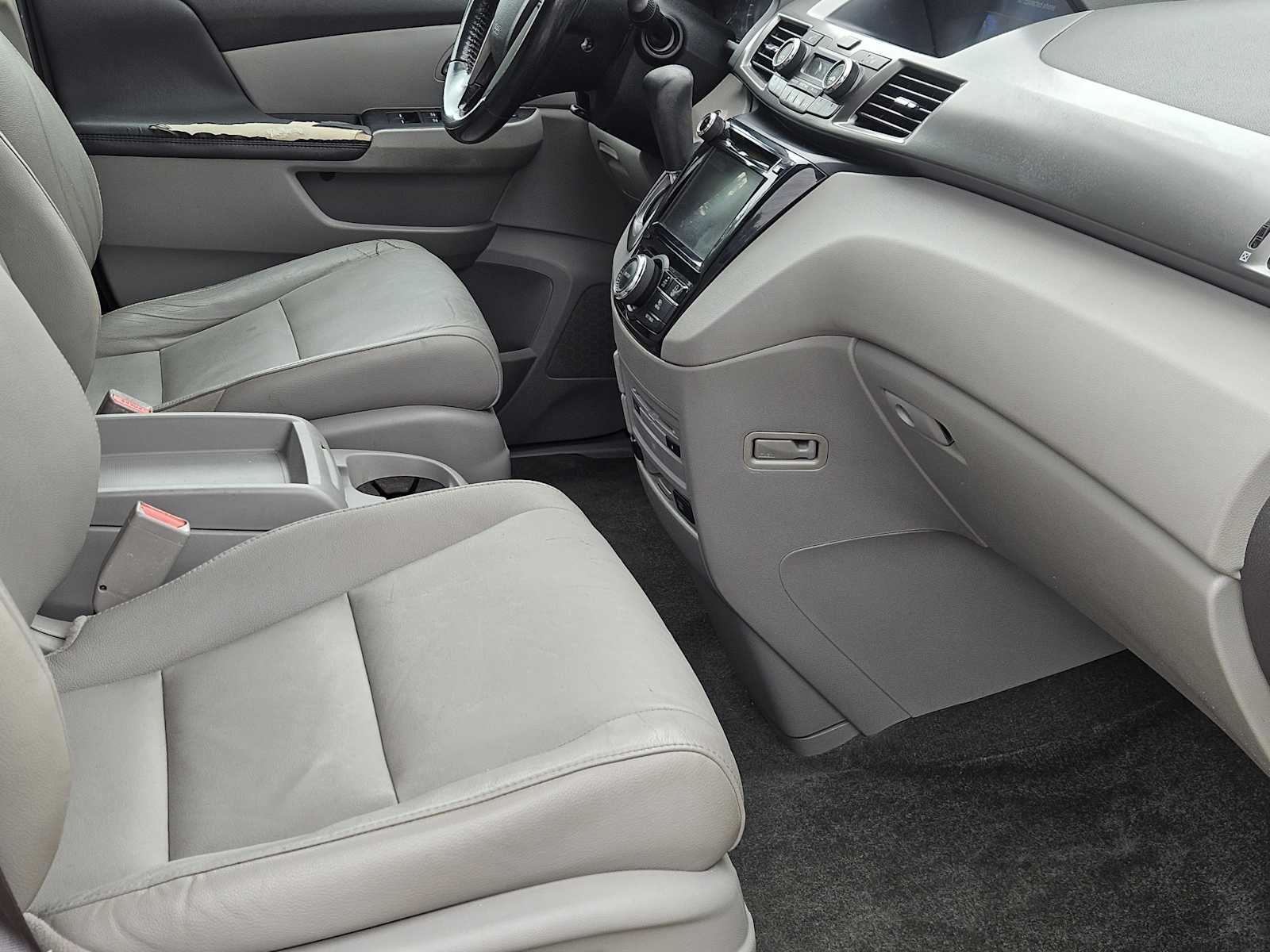 Thumbnail: 2016 Honda Odyssey - 14