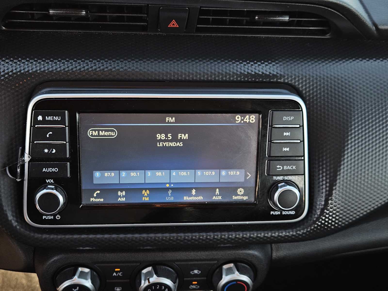 Thumbnail: 2021 Nissan Kicks - 16