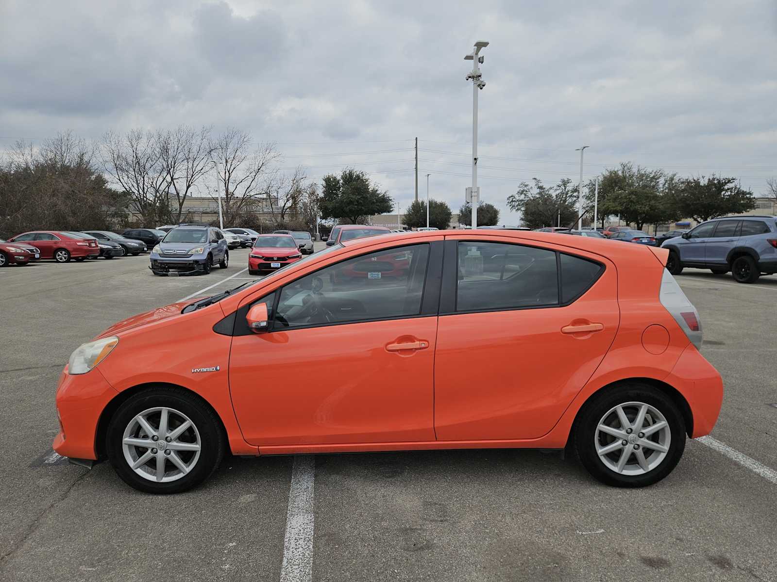 Thumbnail: 2012 Toyota Prius c - 4