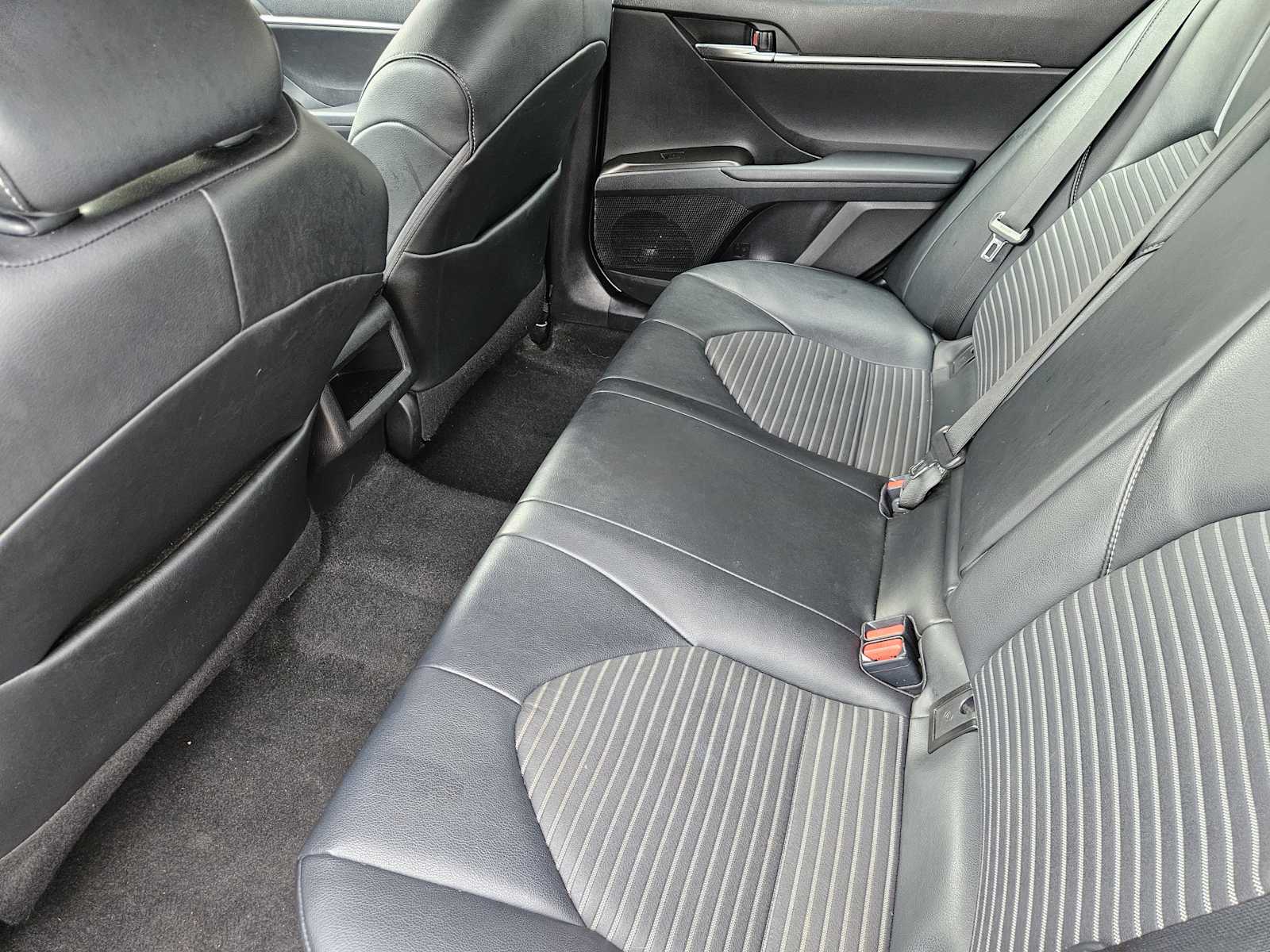 Thumbnail: 2021 Toyota Camry - 27