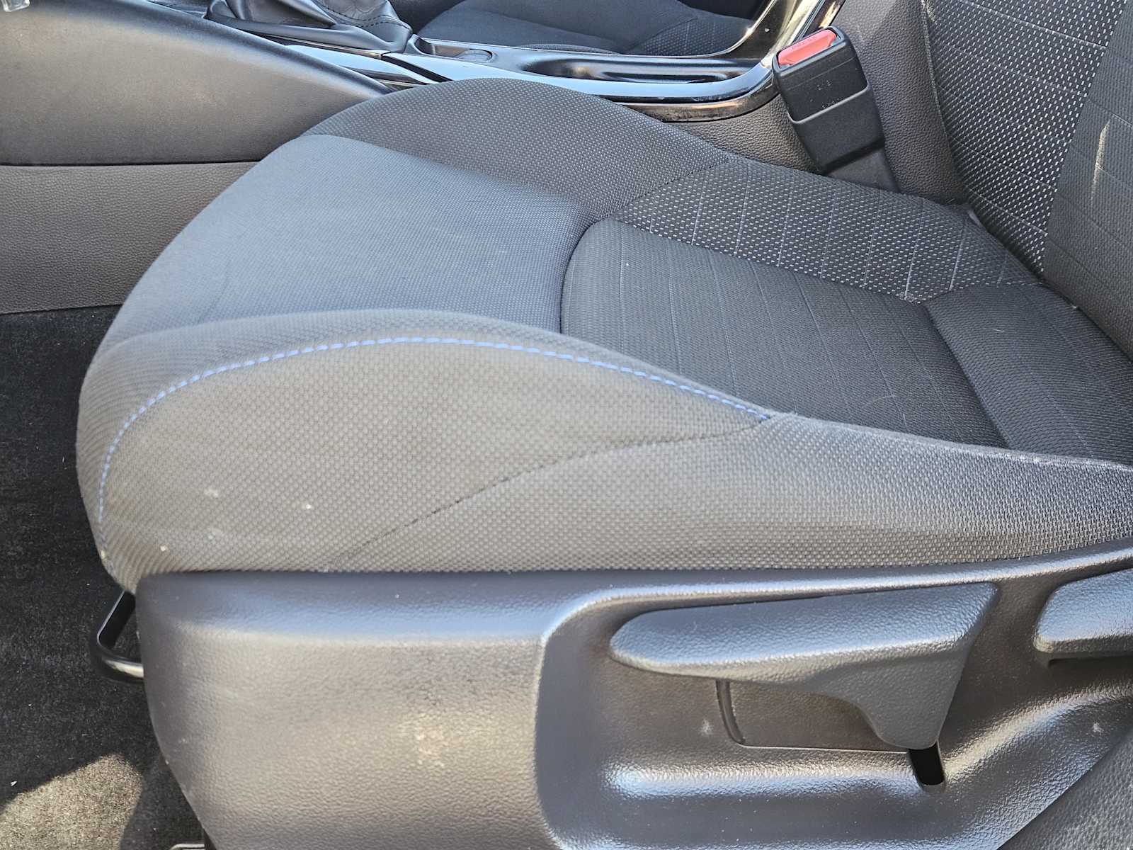 Thumbnail: 2022 Toyota Corolla - 22