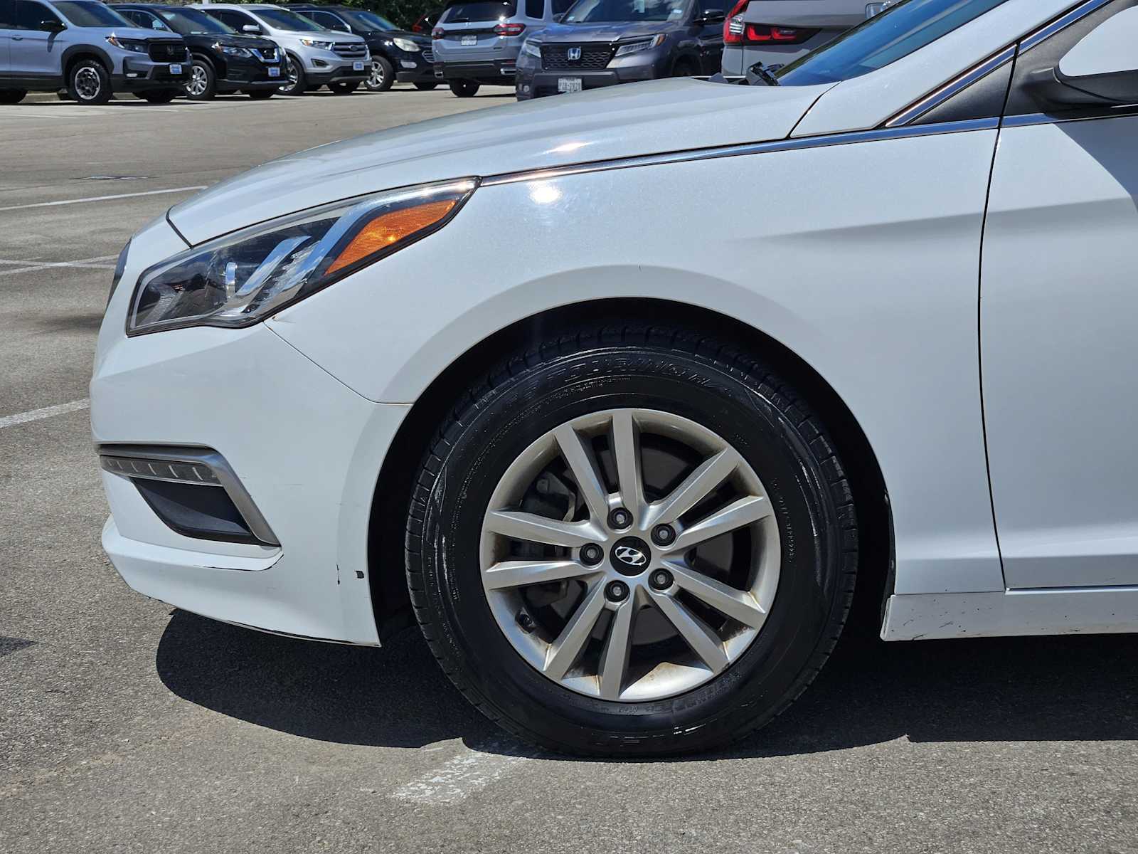 Thumbnail: 2015 Hyundai Sonata - 8