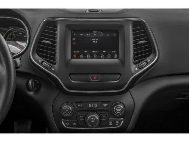 Thumbnail: 2019 Jeep Cherokee - 13