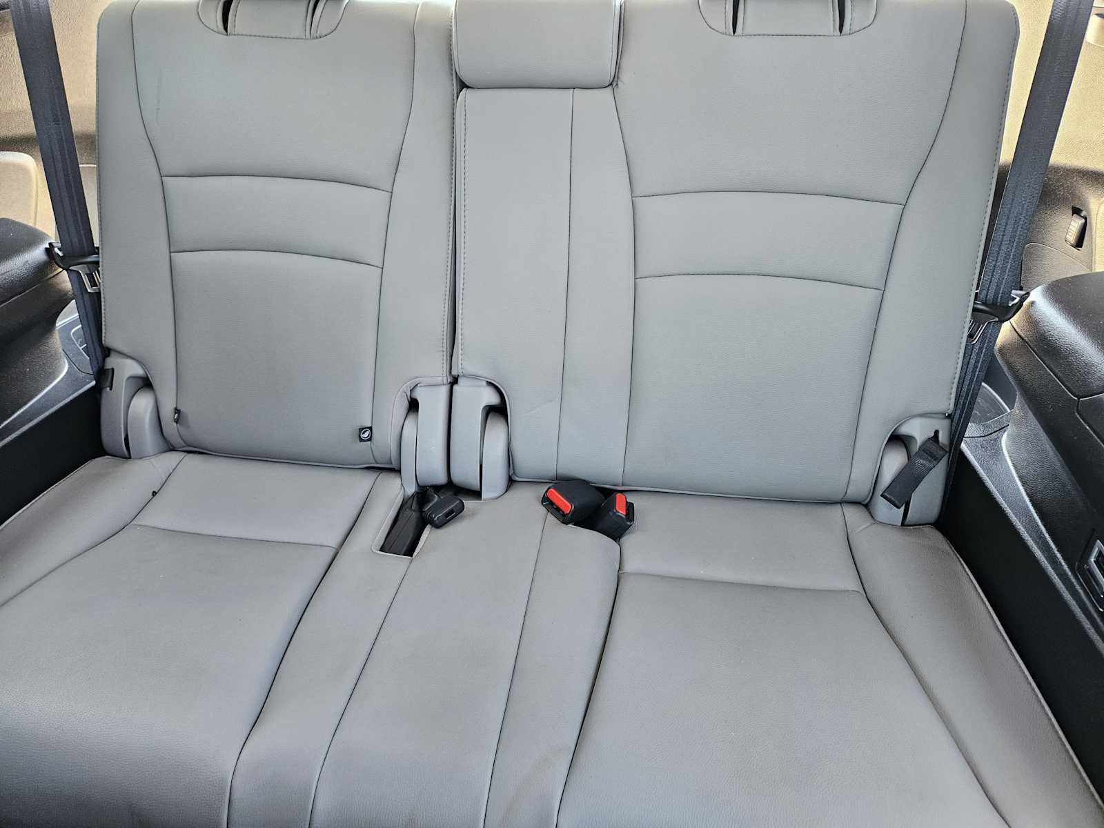 Thumbnail: 2016 Honda Pilot - 31