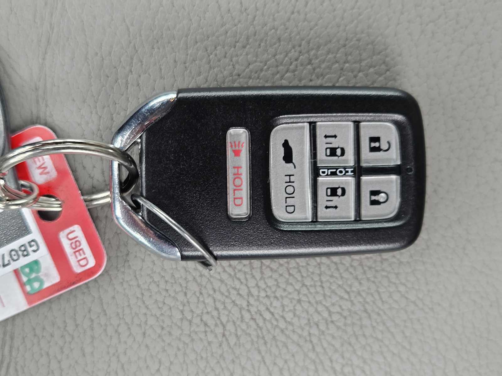 Thumbnail: 2016 Honda Odyssey - 32