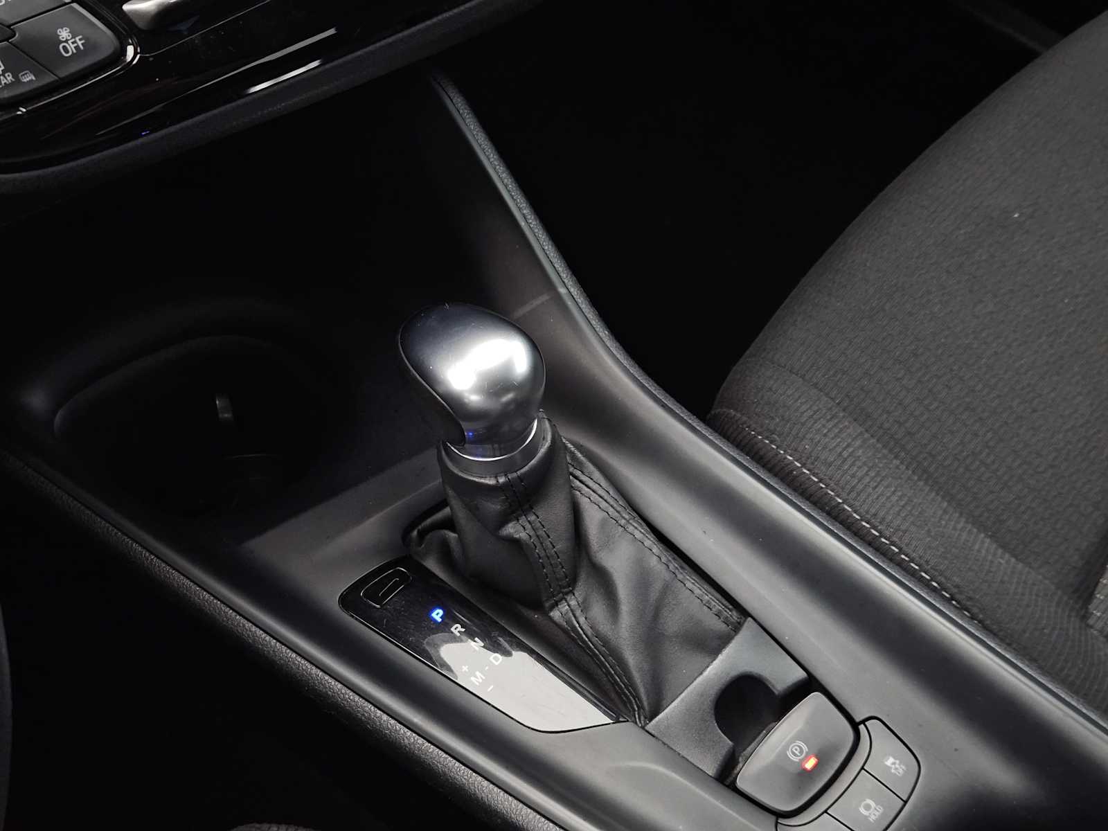 Thumbnail: 2019 Toyota C-HR - 19