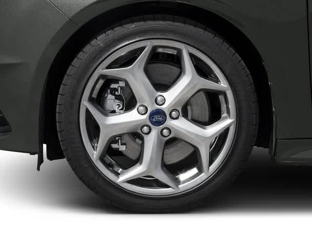Thumbnail: 2017 Ford Focus - 12