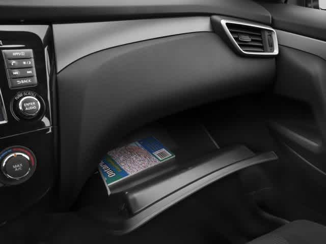 Thumbnail: 2016 Nissan Rogue - 19