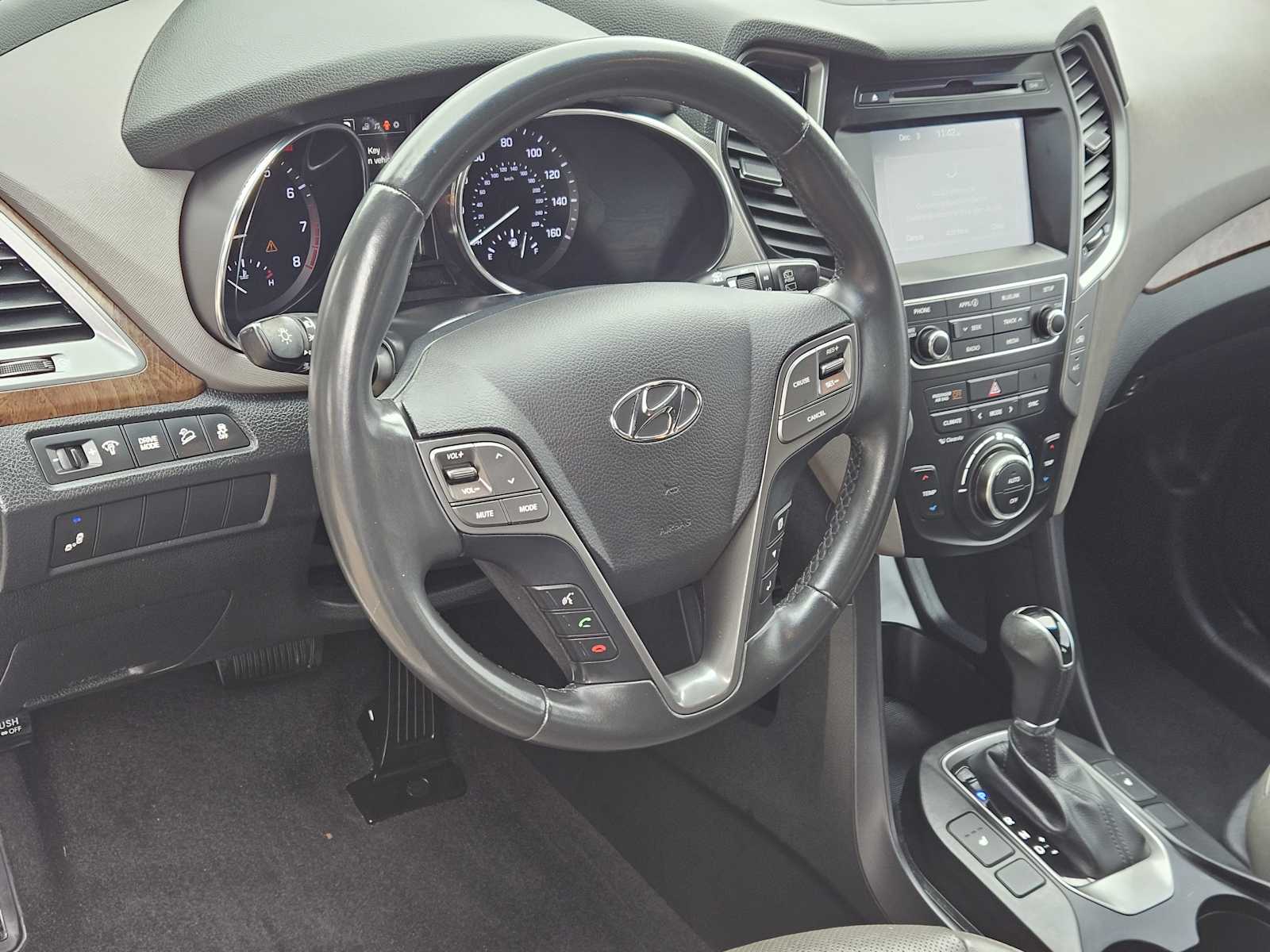 Thumbnail: 2018 Hyundai Santa Fe - 2