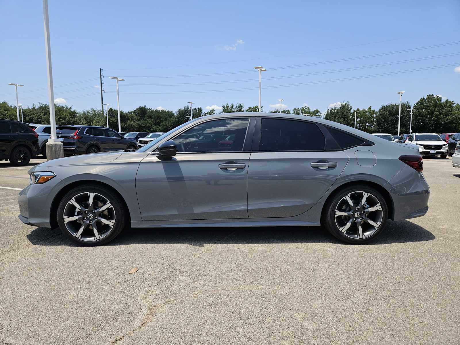 2026 Honda Civic Hybrid Sport Touring photo 4