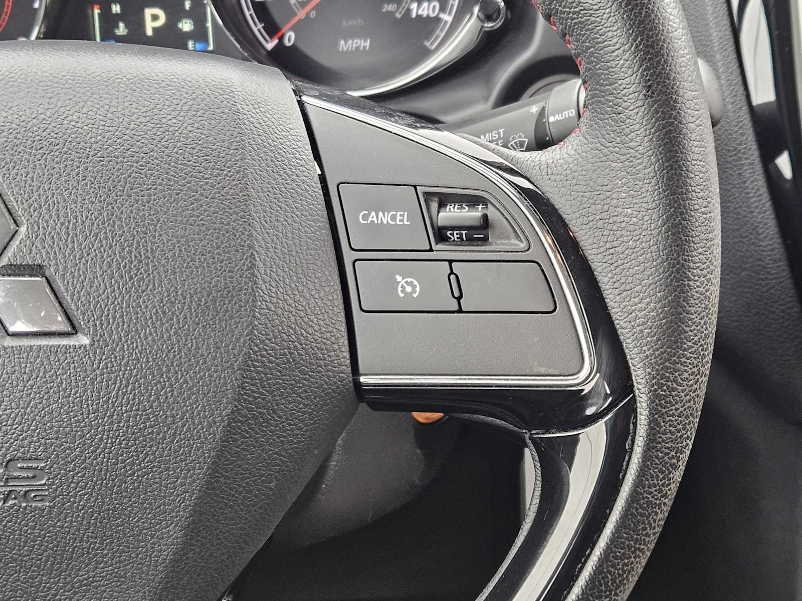 Thumbnail: 2023 Mitsubishi Outlander Sport - 26