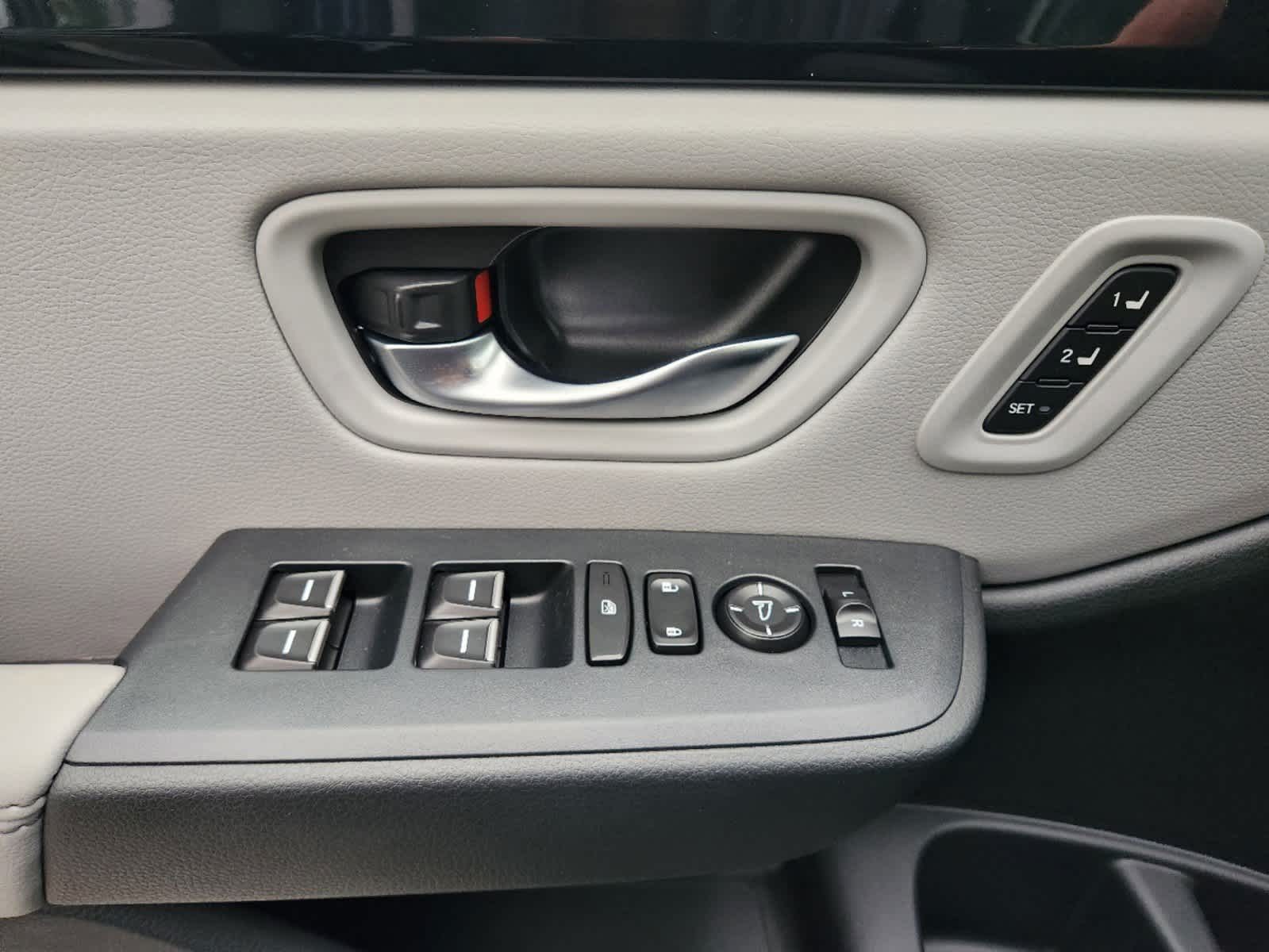 Thumbnail: 2025 Honda Pilot - 19
