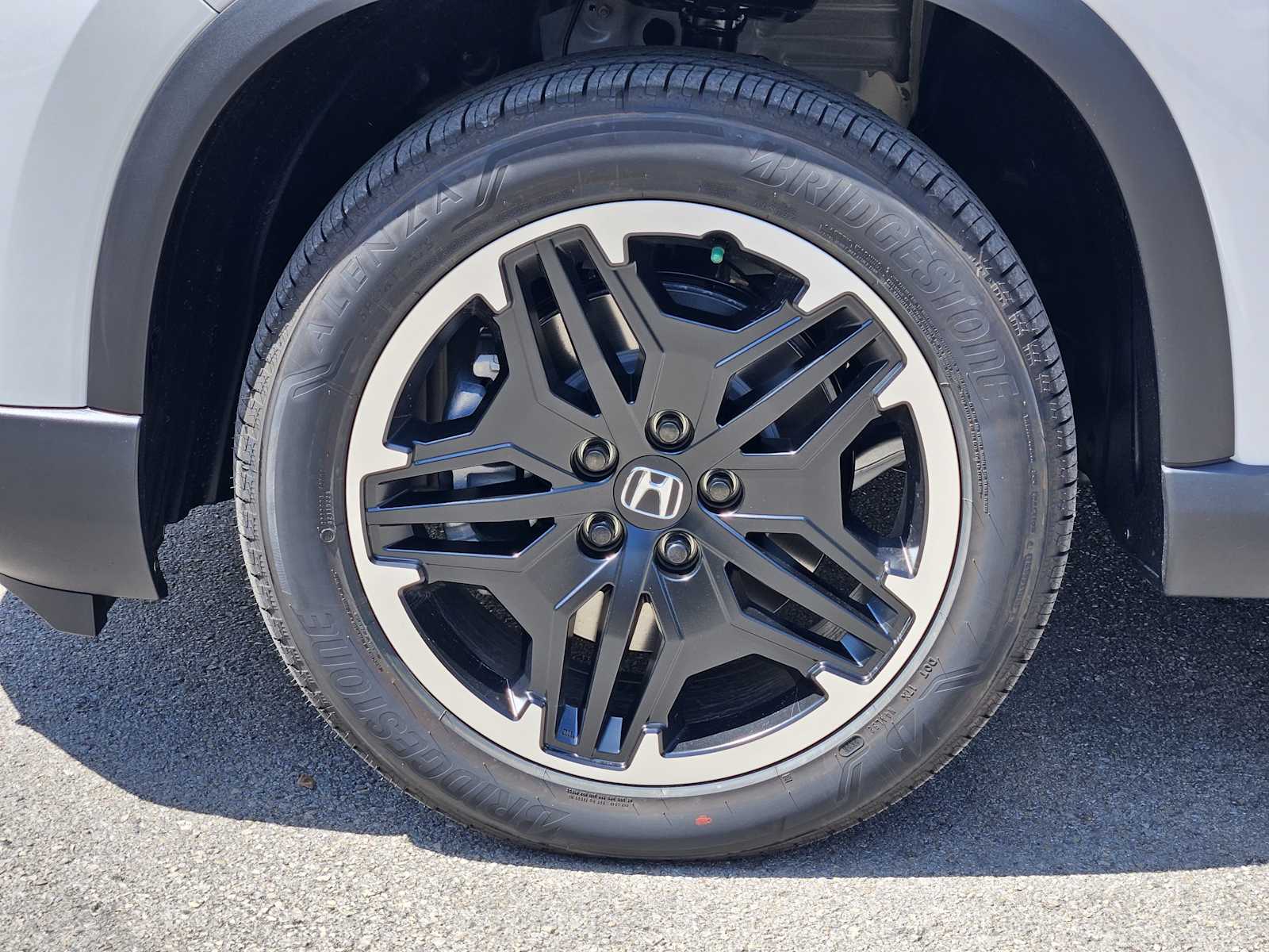 New 2026 Honda Pilot Touring S, photo 8