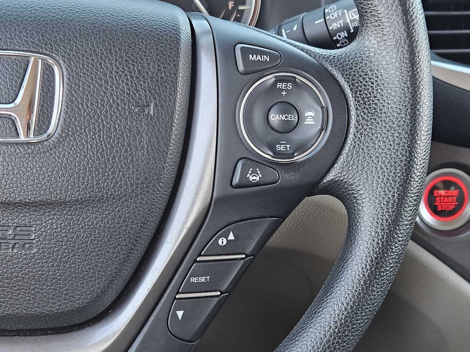 Thumbnail: 2016 Honda Pilot - 26