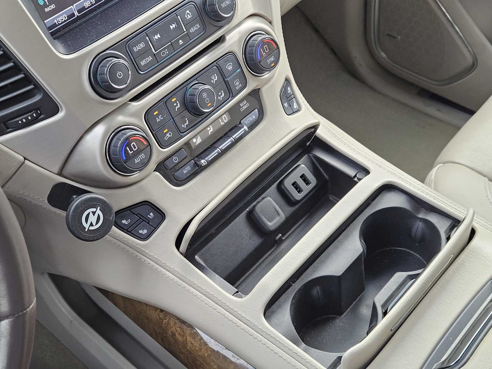 Thumbnail: 2017 GMC Yukon - 19