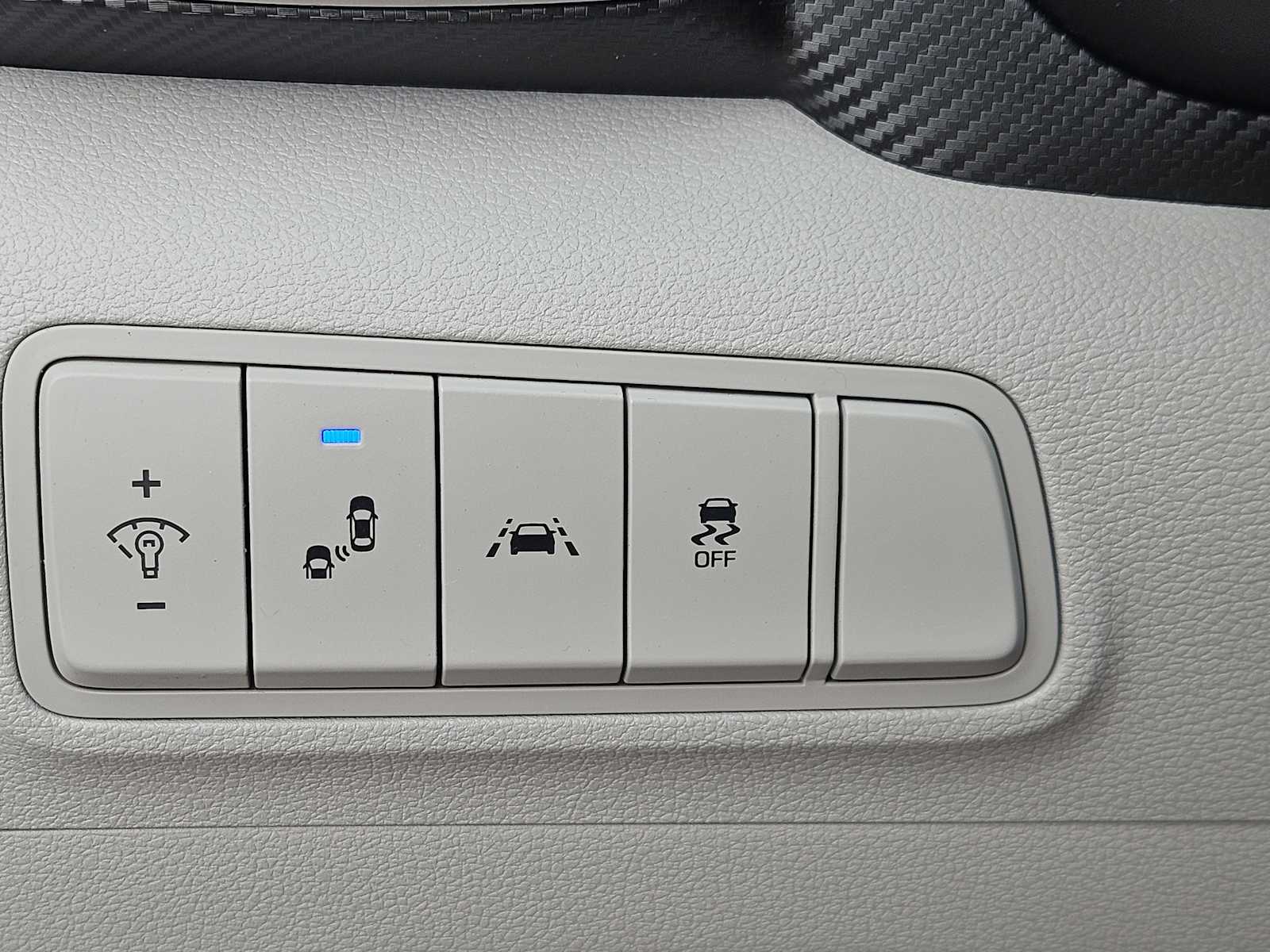 Thumbnail: 2020 Hyundai Tucson - 21