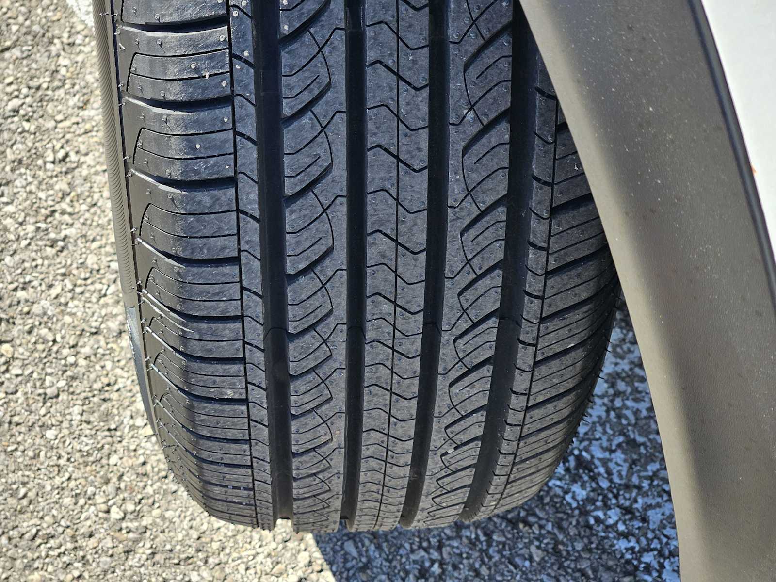 Thumbnail: 2020 Nissan Rogue Sport - 10