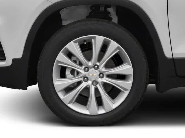 Thumbnail: 2017 Chevrolet Trax - 11