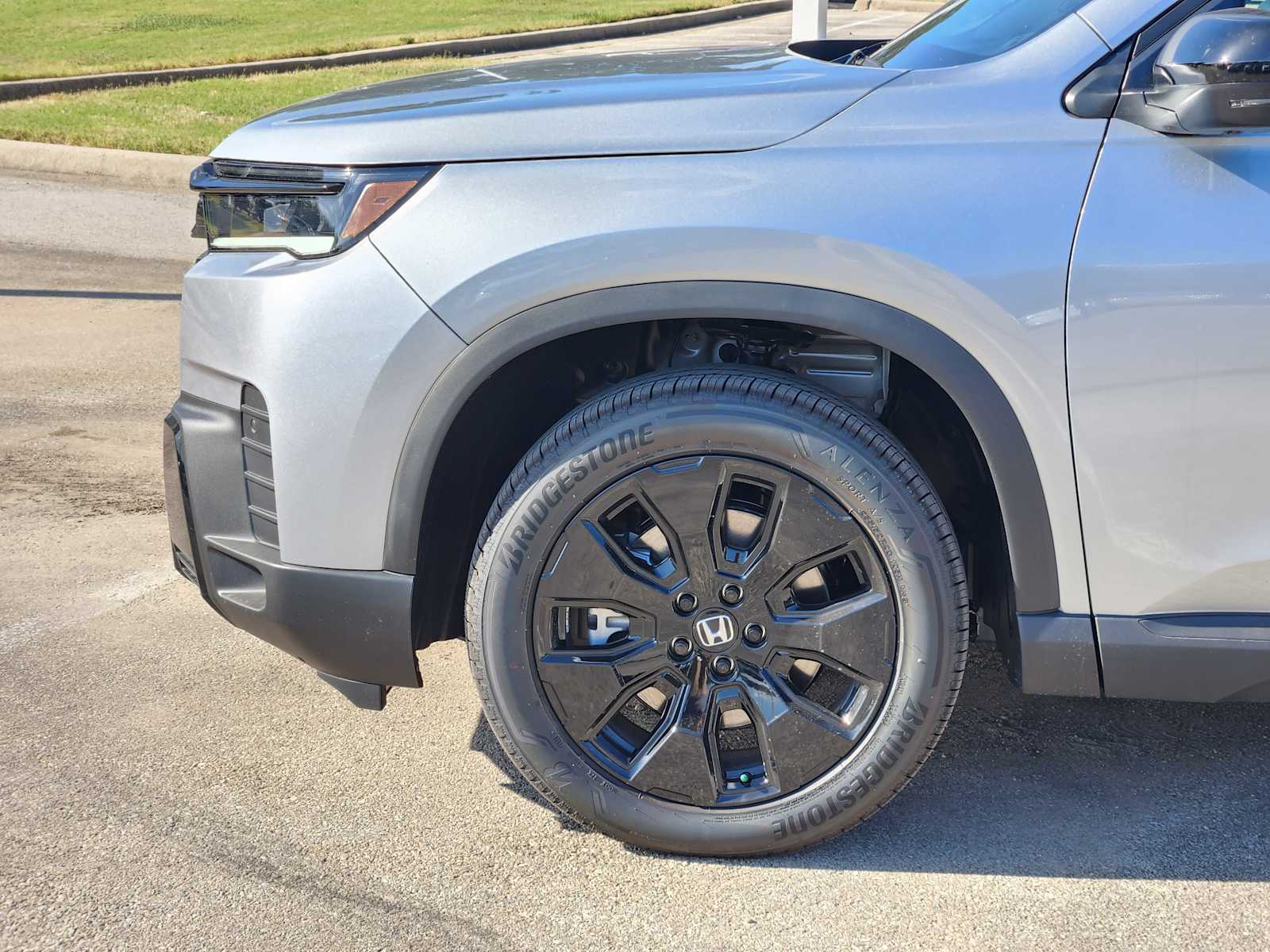 Thumbnail: 2026 Honda Pilot - 6