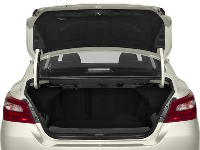 Thumbnail: 2018 Nissan Altima - 14