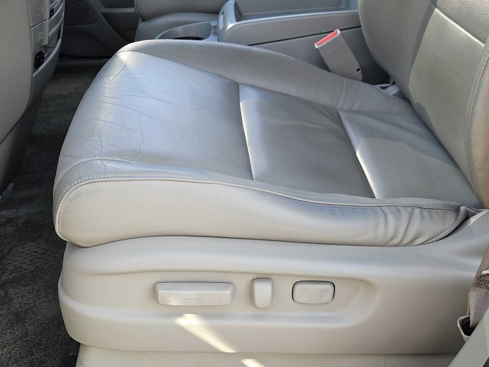 Thumbnail: 2015 Honda Odyssey - 23