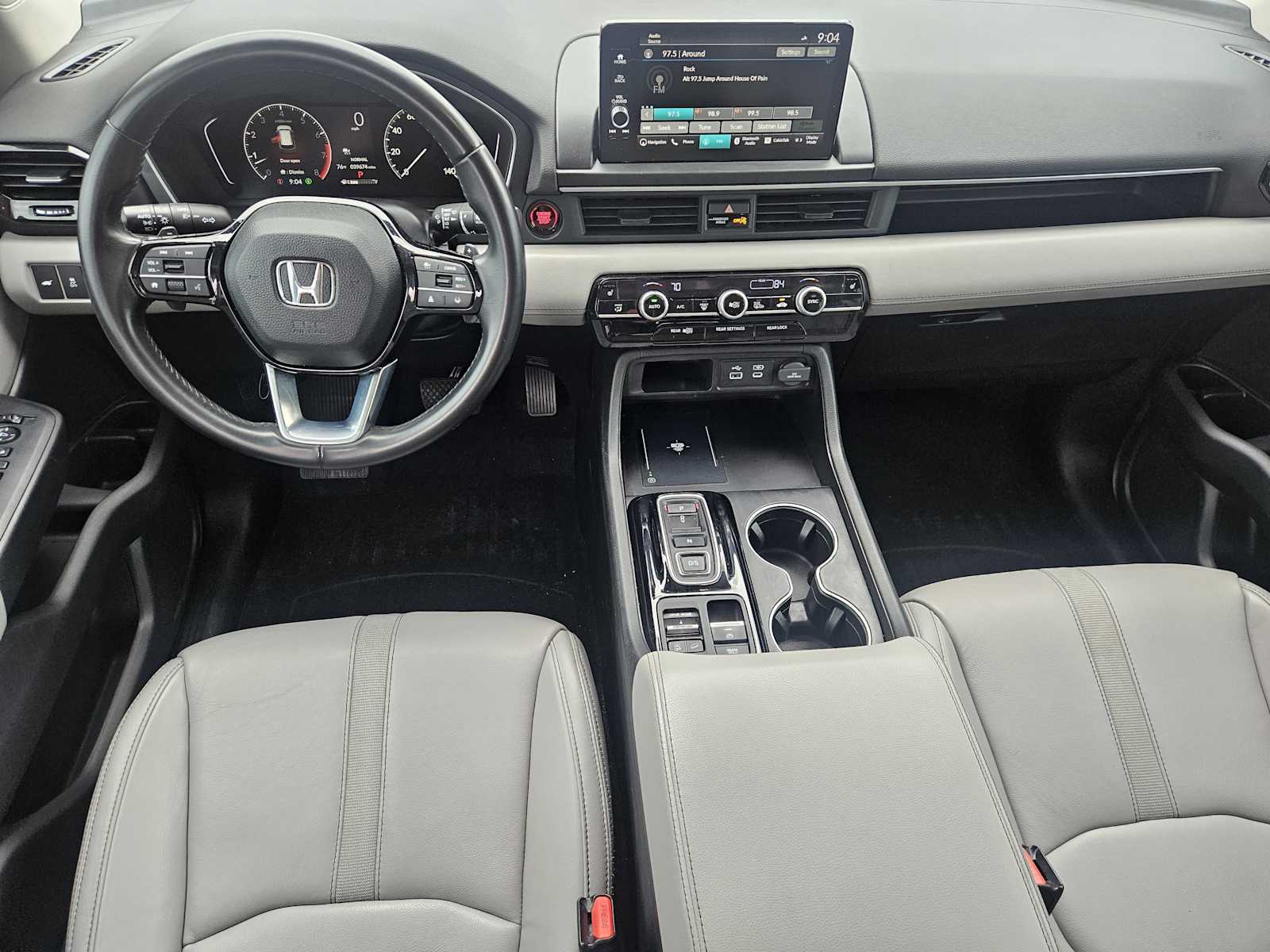 2023 Honda Pilot Touring 24