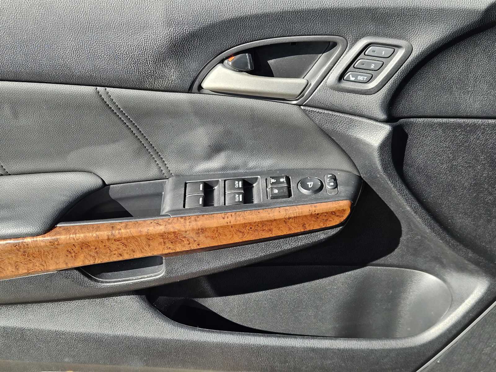 Thumbnail: 2011 Honda Accord - 19