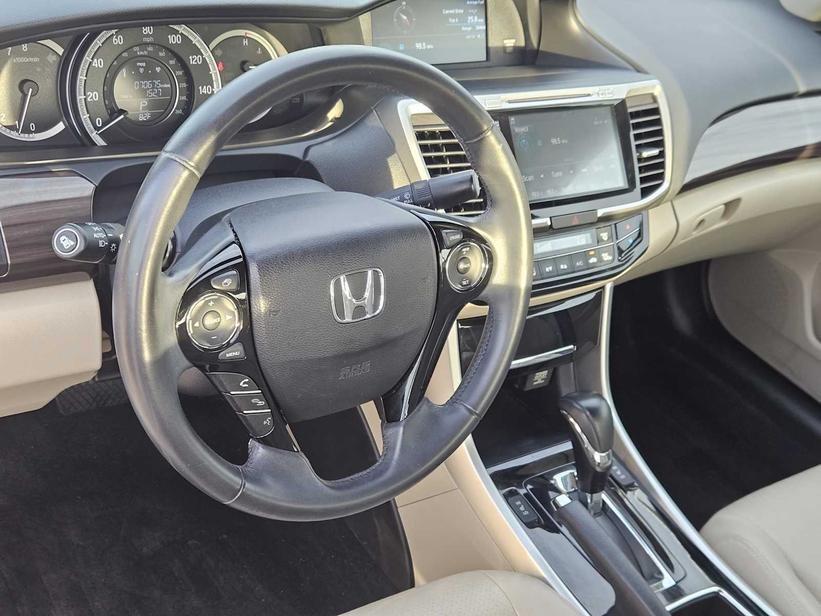 Thumbnail: 2017 Honda Accord - 3