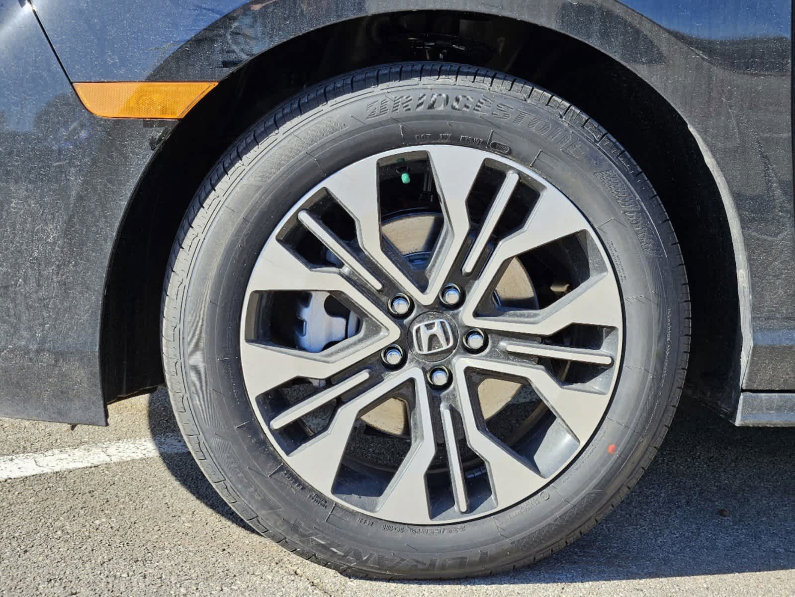 Thumbnail: 2026 Honda Odyssey - 9