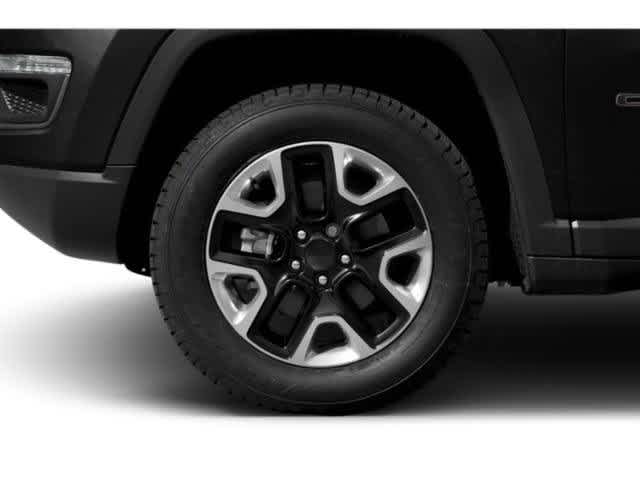 Thumbnail: 2019 Jeep Compass - 13