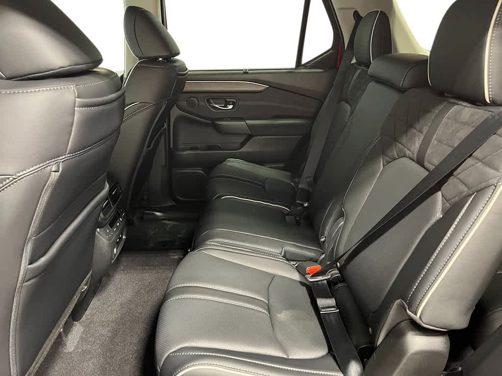 Thumbnail: 2026 Honda Pilot - 23